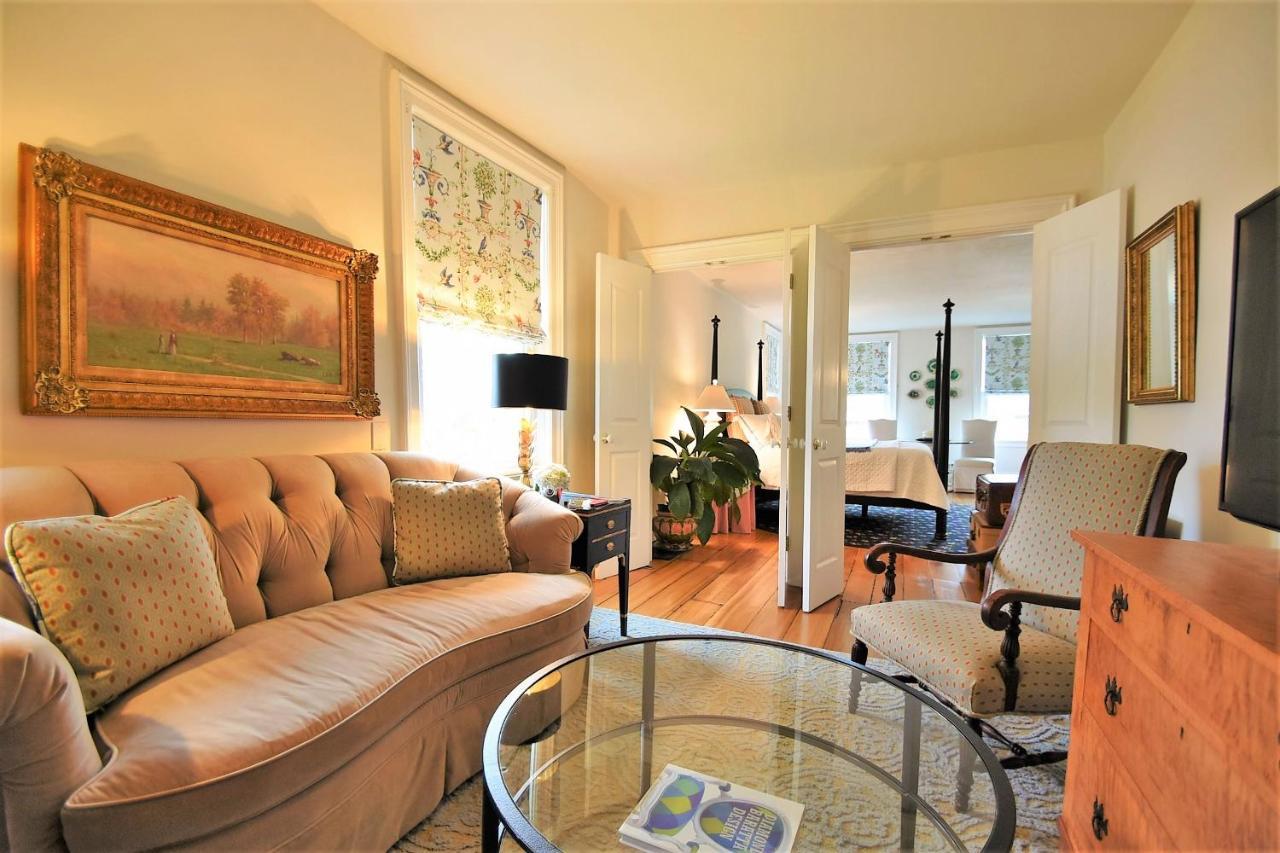 34 State "Historic Luxury Suites" Skaneateles Exteriér fotografie